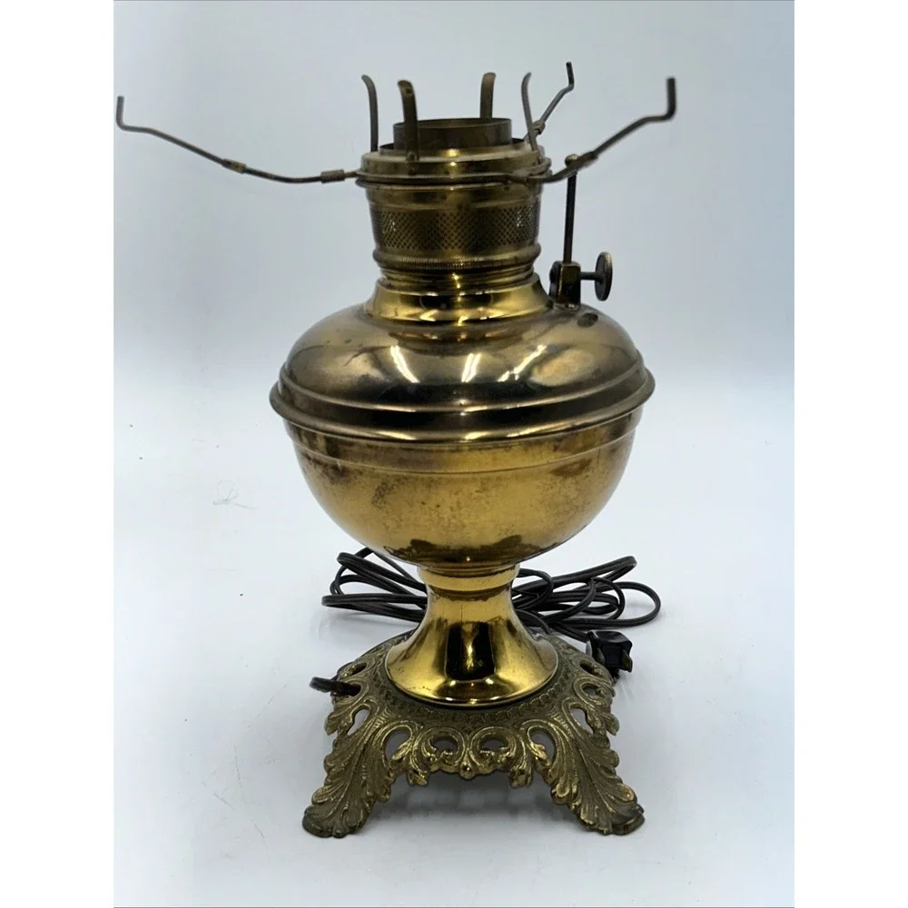 Antique Electrified Bradley & Hubbard Oil Lamp Made In USA Fleur de Lis
